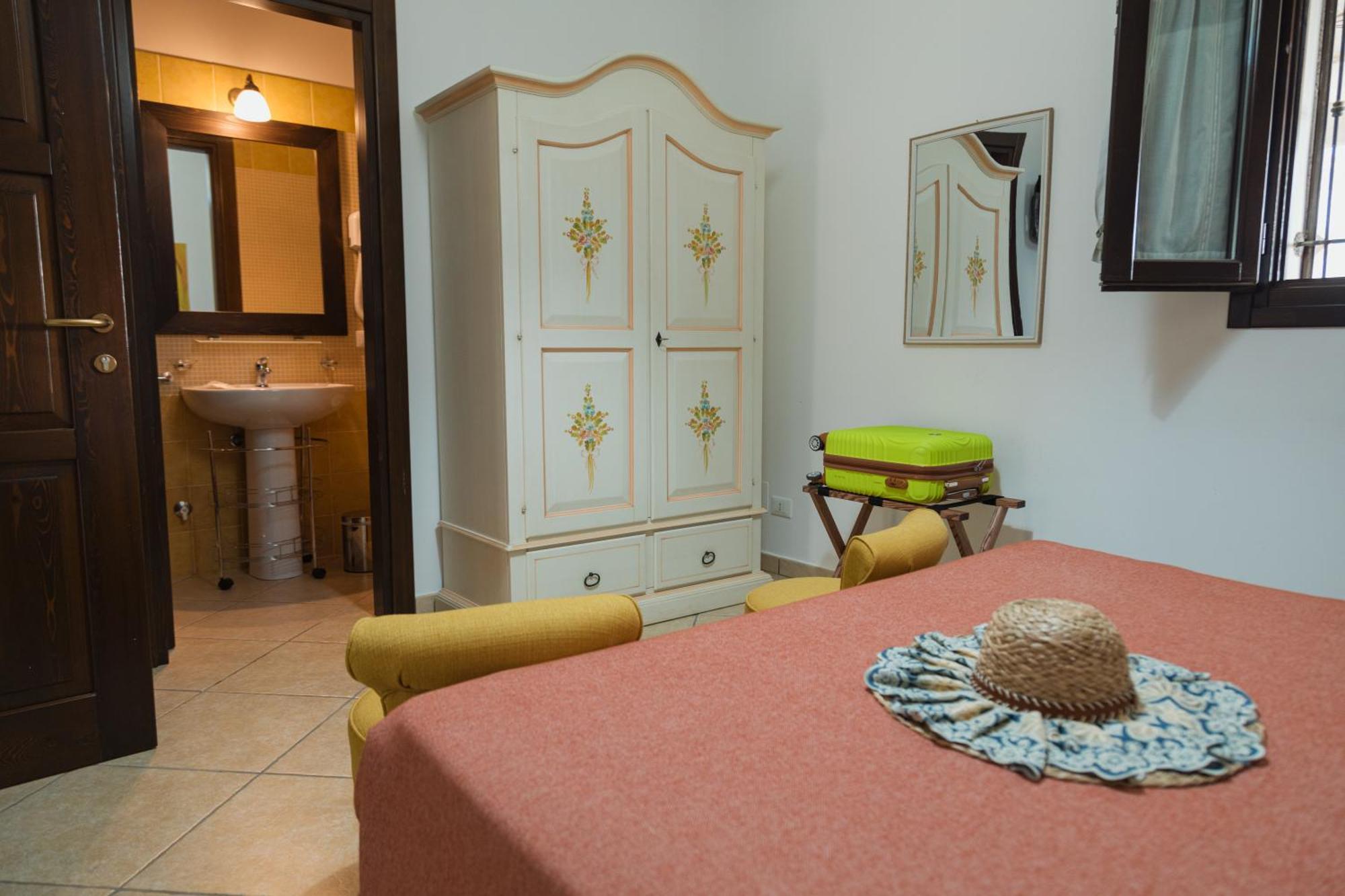 Tenuta Masseria & Spa Chicco Rizzo Sternatia ภายนอก รูปภาพ