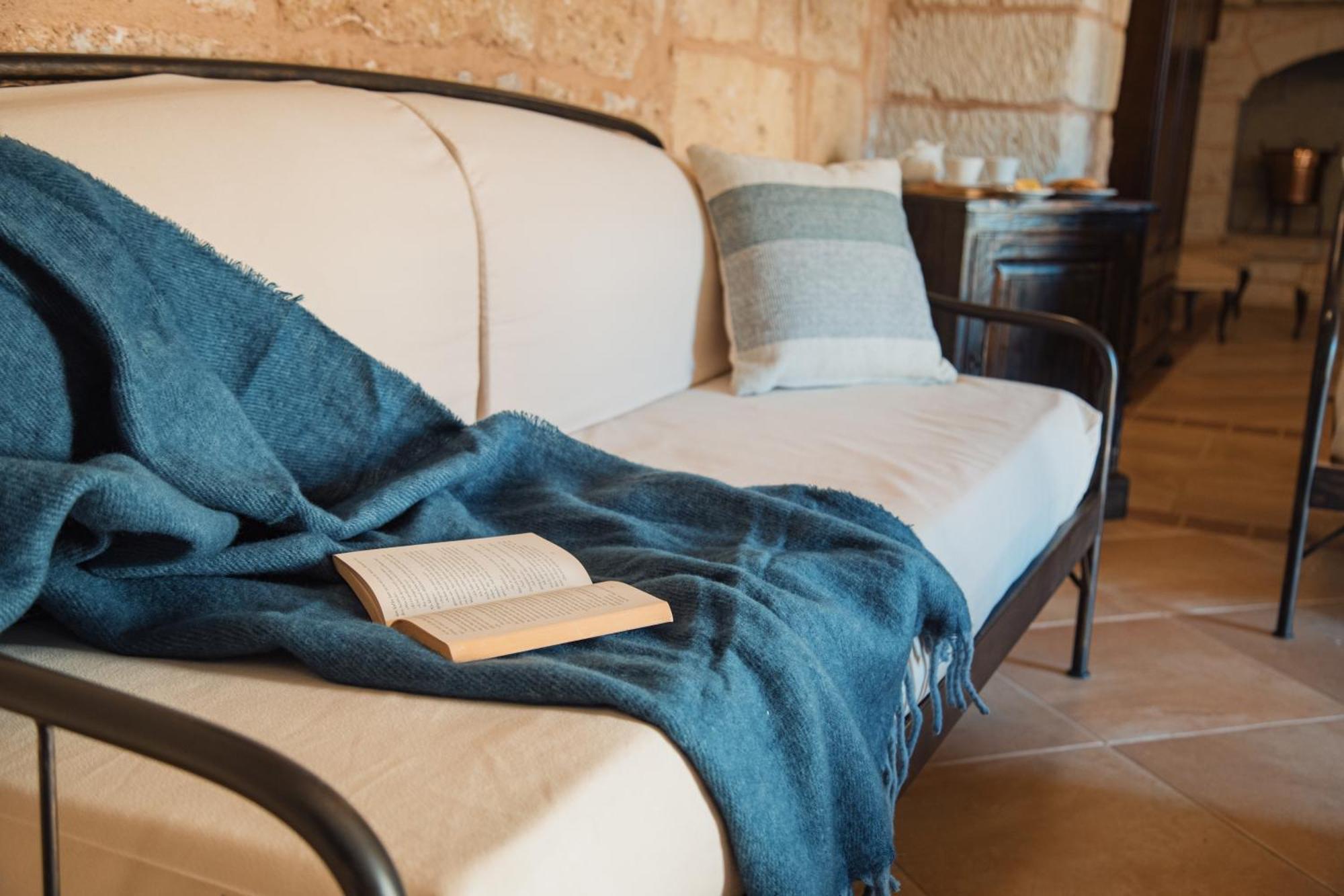 Tenuta Masseria & Spa Chicco Rizzo Sternatia ภายนอก รูปภาพ