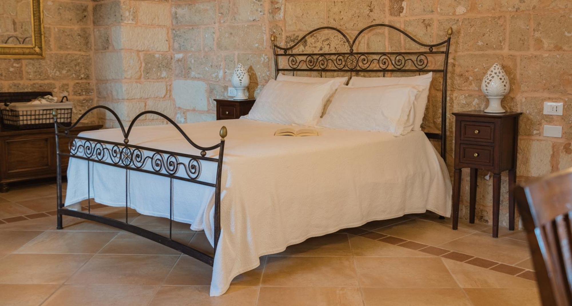 Tenuta Masseria & Spa Chicco Rizzo Sternatia ภายนอก รูปภาพ