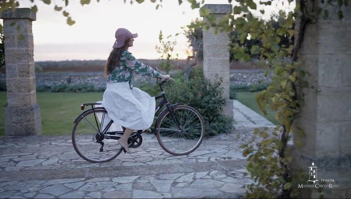Tenuta Masseria & Spa Chicco Rizzo Sternatia ภายนอก รูปภาพ